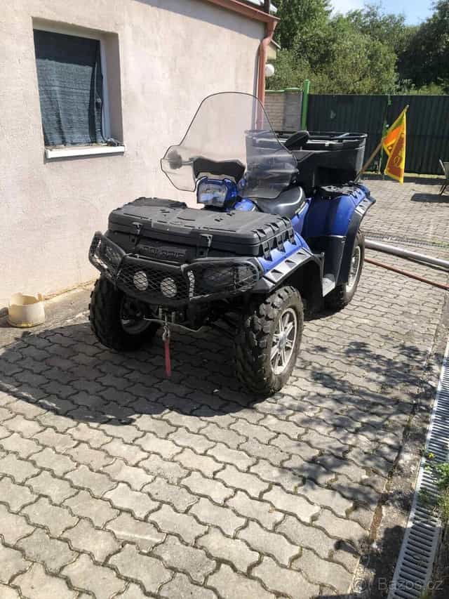 Polaris Sportsman Touri 850 EFI