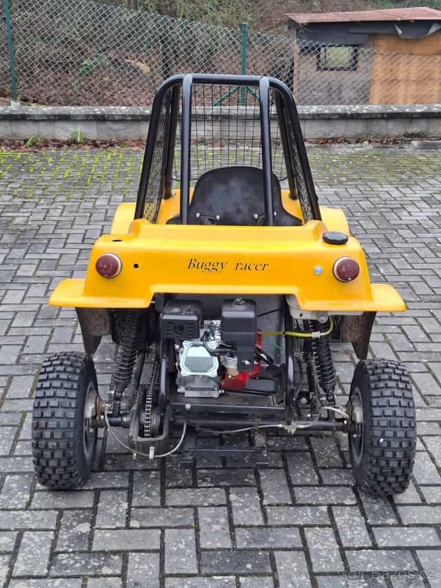 Buggy racer