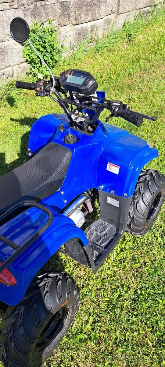 Dětská čtyřkolka