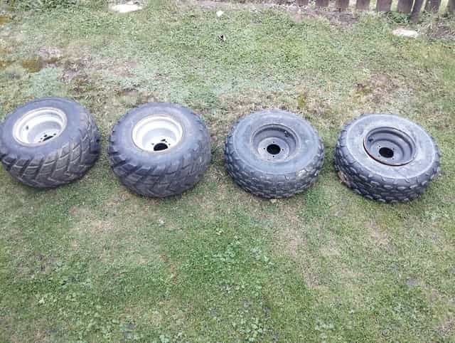 Prodám kola na čtyřkolku 150