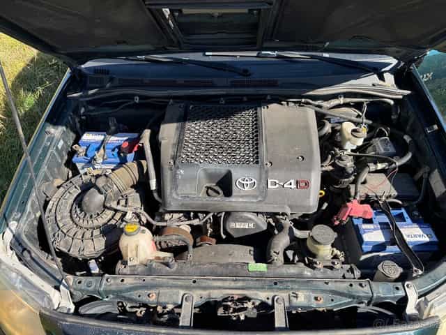 Toyota hilux 2.5 tdi 88kw