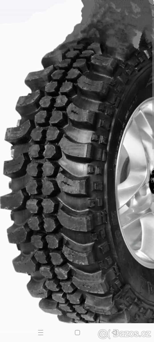 Pneu 235 70 r16 105T