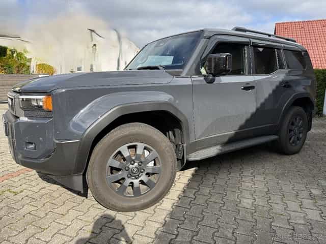 Toyota Land Cruiser 250 invisible 2,8L Rok vyroby 01/25