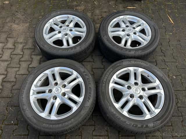 TOYOTA LAND CRUISER V8 J200 ORIGINÁL ALU - 285/50 R20