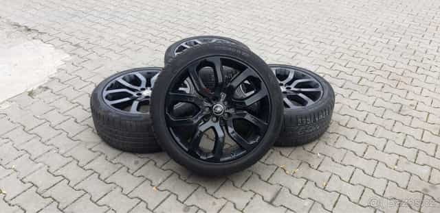 Land Rover Range Rover kola 22" letní