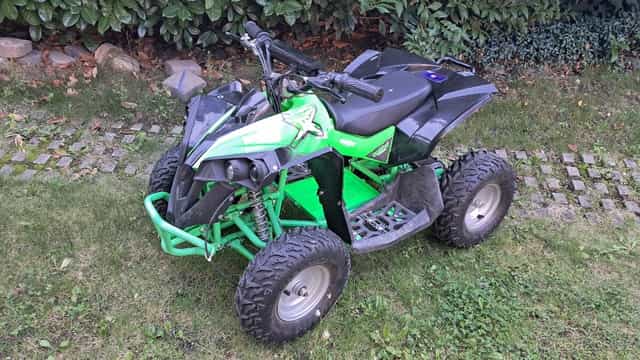 Elektrická čtyřkolka Hecht 51060 Green