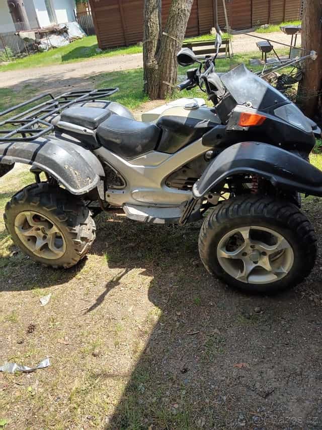 Čtyřkolka na prodej