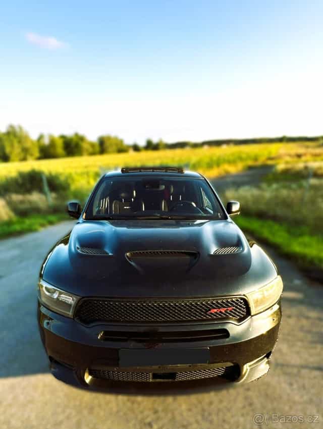 Pronájem vozu Dodge Durango 6.4 SRT