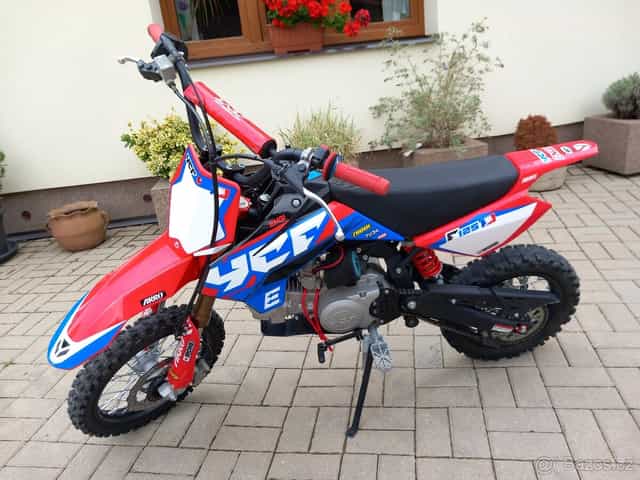 Ycf 125