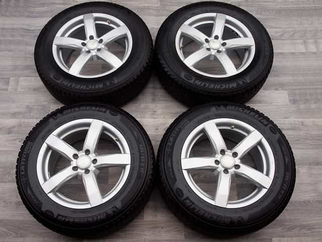 ►►17" Alu kola = 5x108 = TOMASON ►► RANGE ROVER EVOQUE