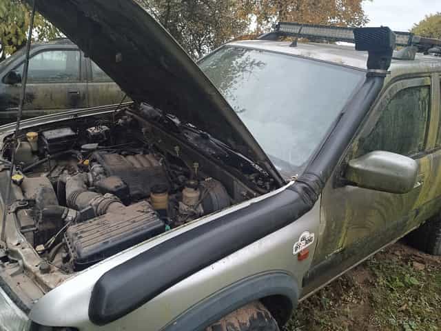 Šnorchl a zahrádka Opel Frontera