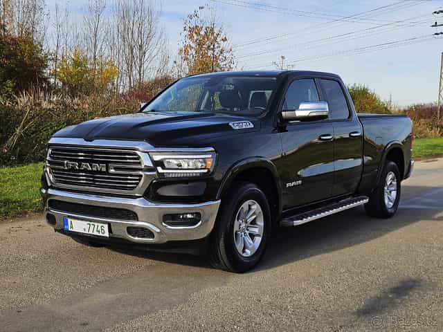 Dodge Ram 1500 Laramie 5.7L 2020 - long bed, 4x4