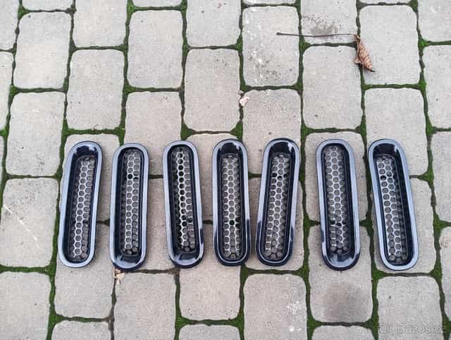 Mřížky chladiče Jeep Wrangler jk