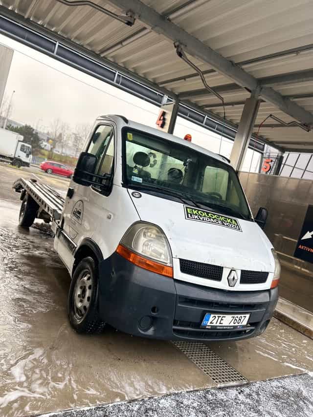 Renault Master 2.5 dCi – odtahovka / pracovní auto