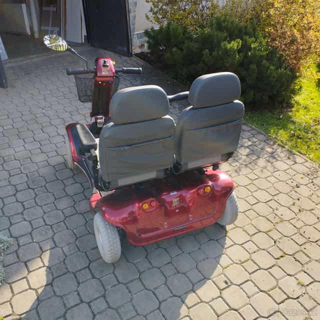 Elektrická ctyrkolka