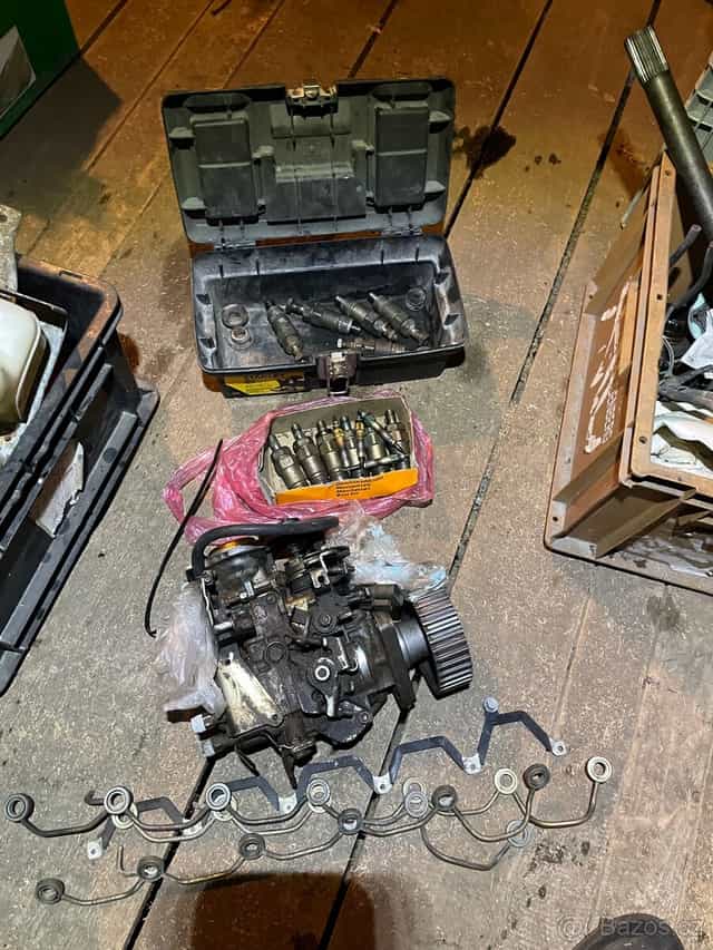 Nissan Patrol Y60 2.8 mechanické čerpadlo