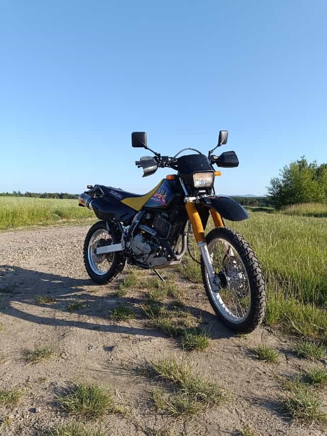 Suzuki DR 650 SE