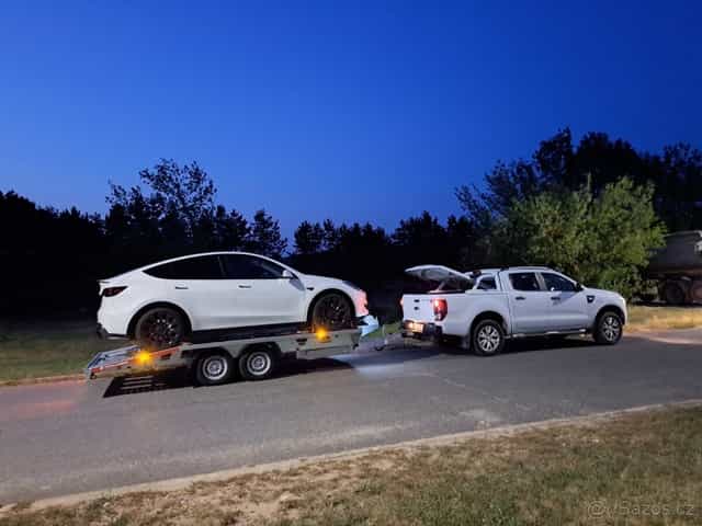 Autopřeprravník pronájem