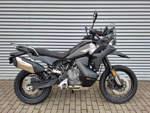 CFMOTO 800MT-X (ĆERNÁ)