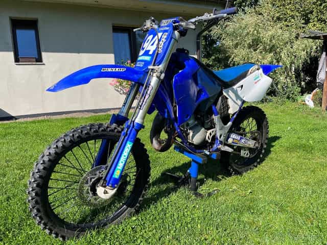 Yamaha YZ 125