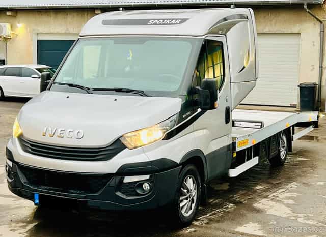 IVECO DAILY ODTAHOVÝ VŮZ