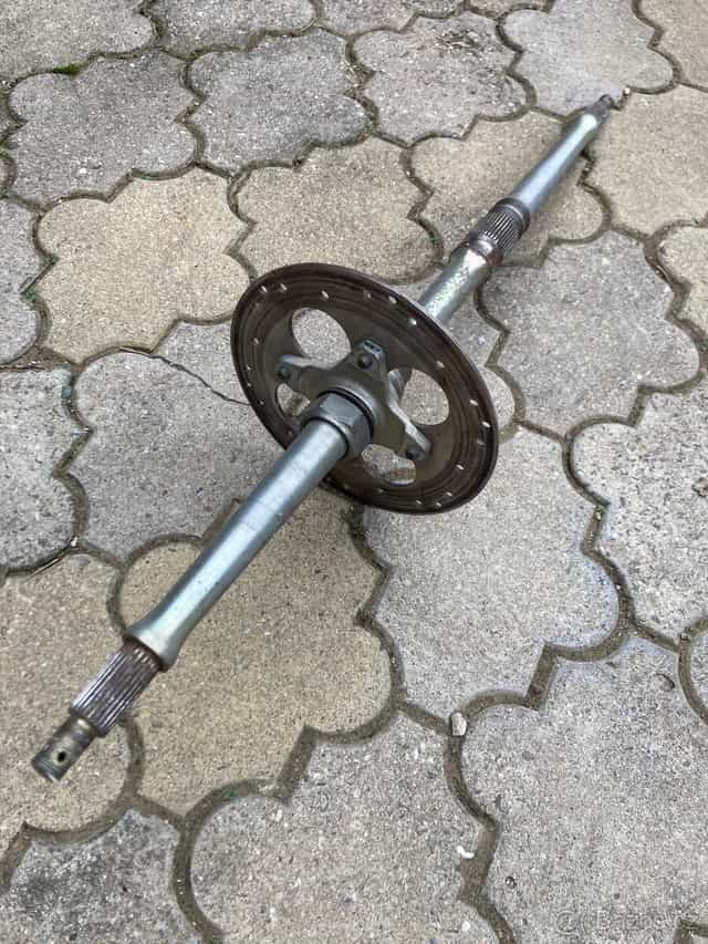 Zadni osa access tomahawk