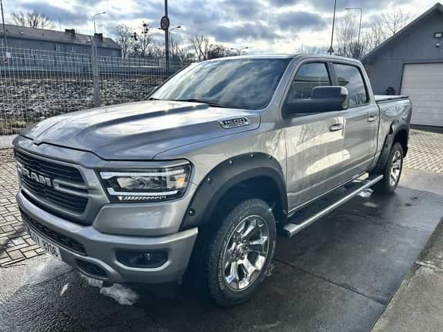 Dodge RAM 1500 5.7 HEMI 4x4