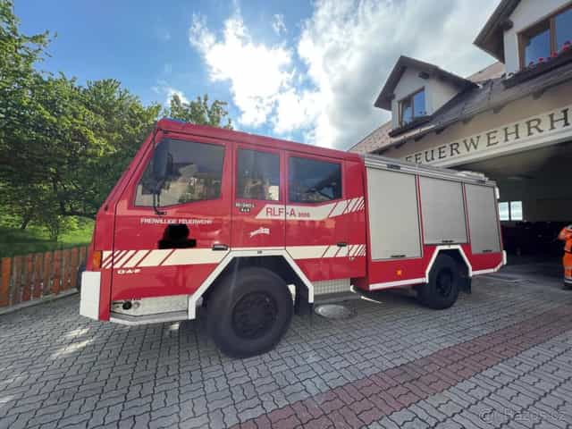 hasičské (požární) vozidlo