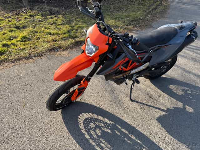 KTM 690 SMC R