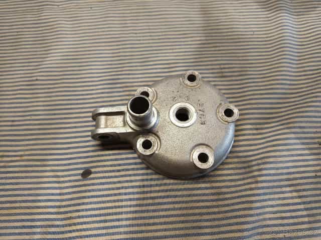 Prodám hlavu Suzuki RM125