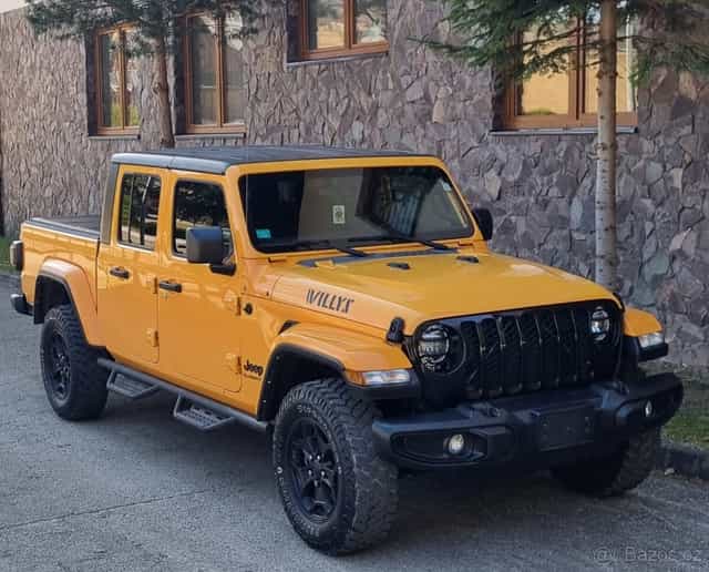 Prodám Jeep Gladiator Sport 3.6 V6 4x4  2021
