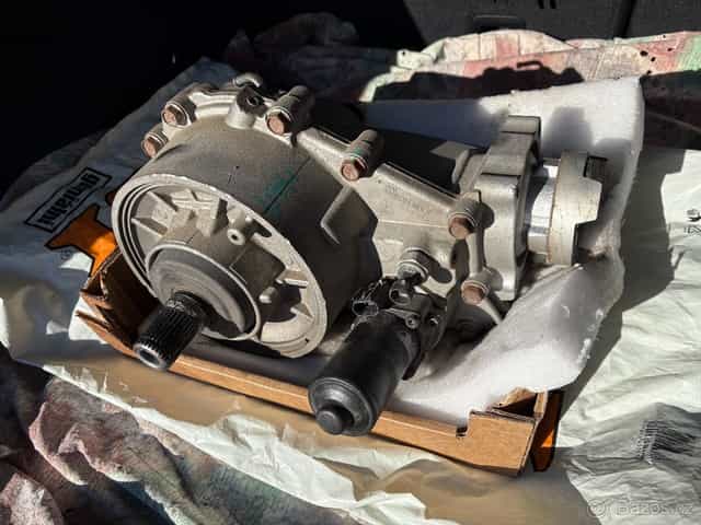 Jeep Cherokee KL / Pacifica repasovaný zadní diferenciál