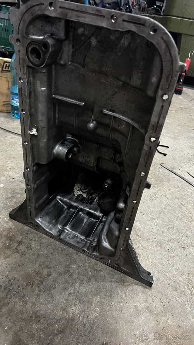 nissan patrol y61 3.0di zd30 olejova vana