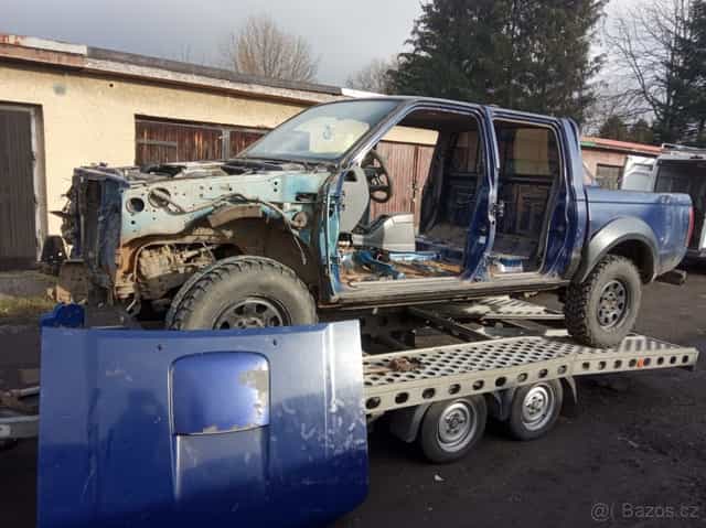 Náhradní díly Nissan d22 navara