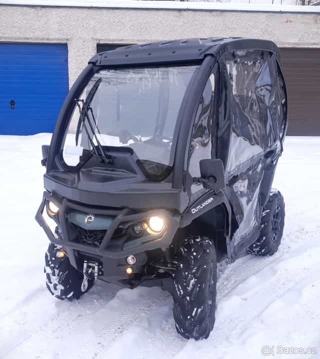 Can-am Outlander MAX 650 v provedení Papamobil
