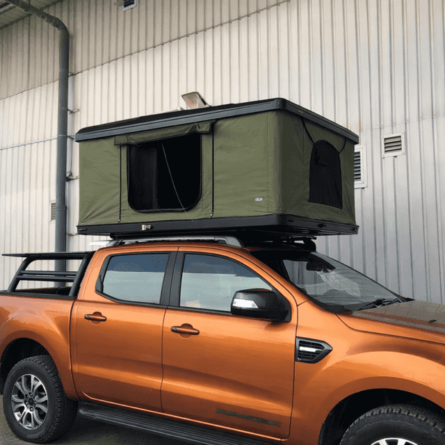 Hliníkový střešní stan na střešní nosič – 2 osoby, LED