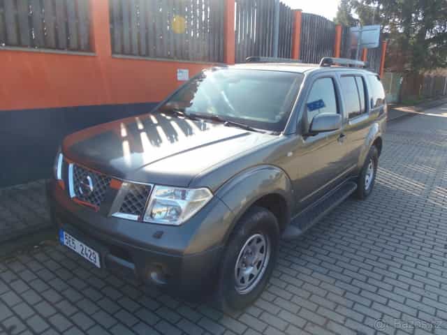 Nissan Pathfinder 2.5 DCi 4x4 redukce tažné 3t