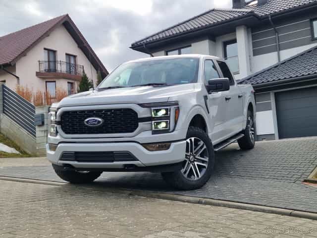 Ford F-150 5.0 V8 4X4 - 2023 - 48 000 KM