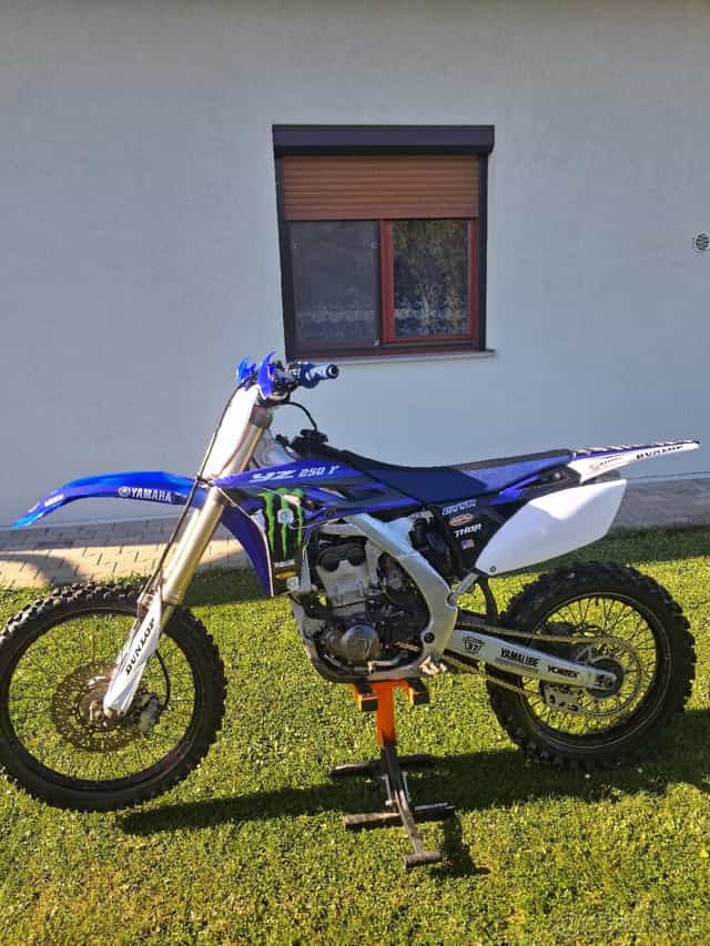 Yamaha yzf 250