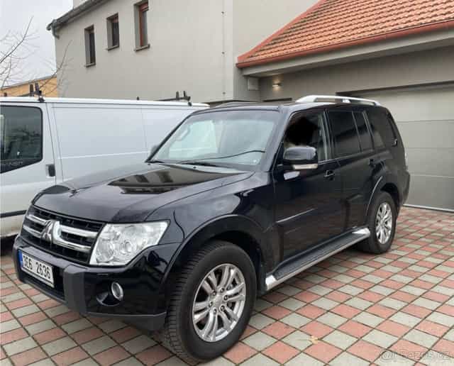 Mitsubishi Pajero 3.2 L140kw najeto 120tis