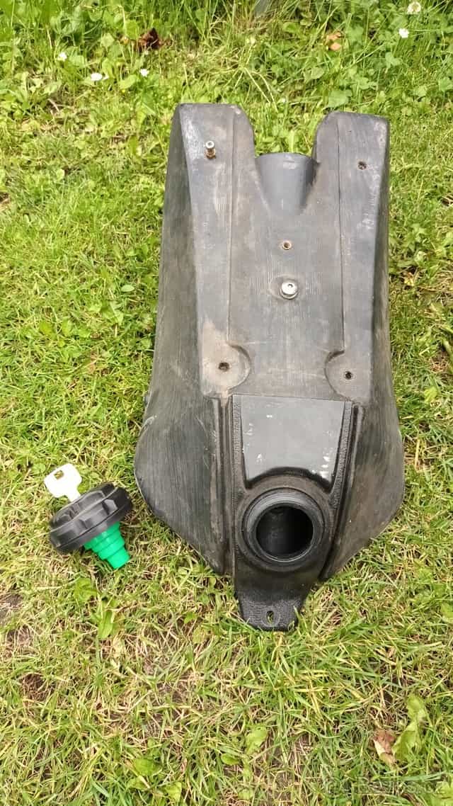 Pitbike 250ccm uzamykatelná nádrž