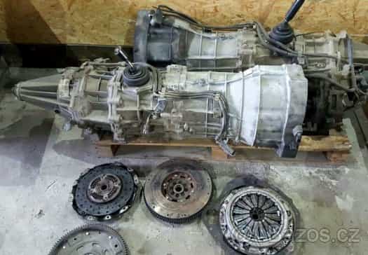 převodovka,spojka nissan navara ,pathfinder 2,5 dci  PRAHA