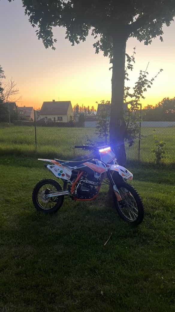 pit bike Minirocket huriccan 150ccm