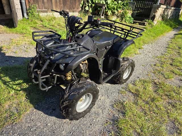 Dětská čtyřkolka