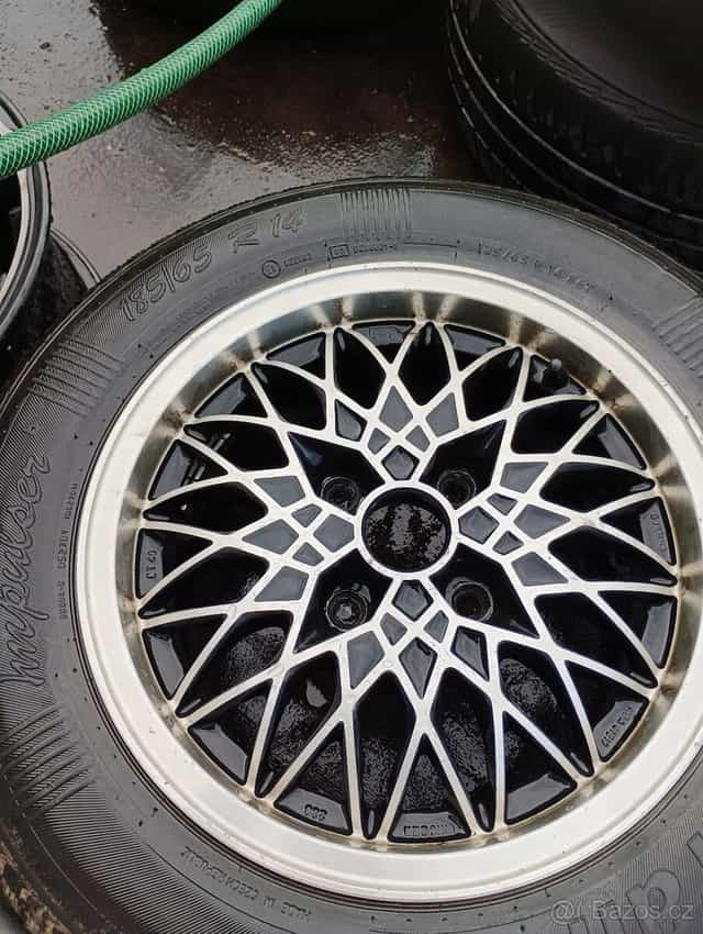 Alu kola pavučiny 6j R14 et40