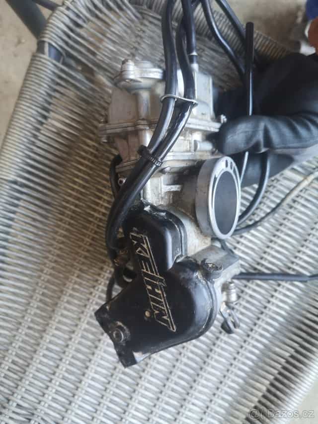 Honda CRF 250R, 2009, náhradní díly.