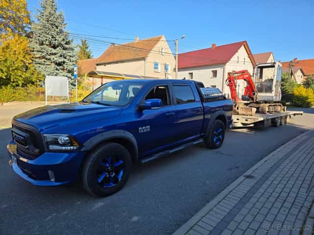 Ram 1500 5.7 hemi sport