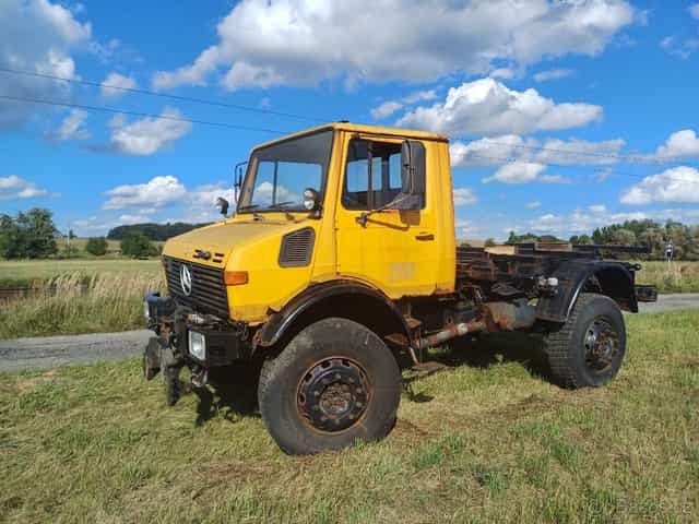 Mercedes Benz Unimog 437, 1750