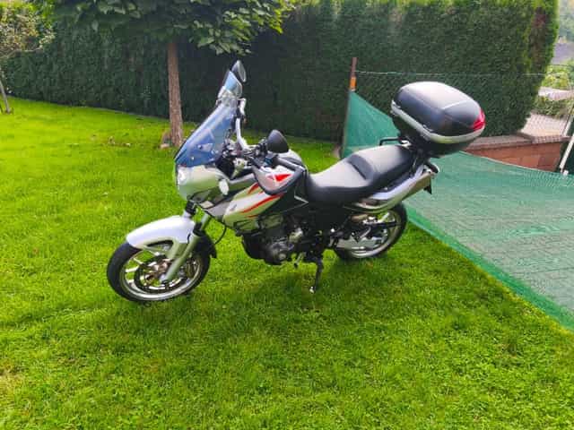 Aprilia Pegaso 650 Strada (2007) velmi pěkná 35kW, doplňky,