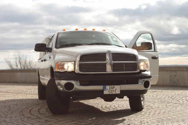 dodge ram 2500 turbodiesel 5.9 automat